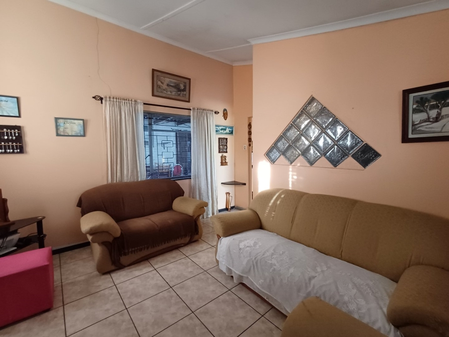 3 Bedroom Property for Sale in Bishop Lavis Western Cape